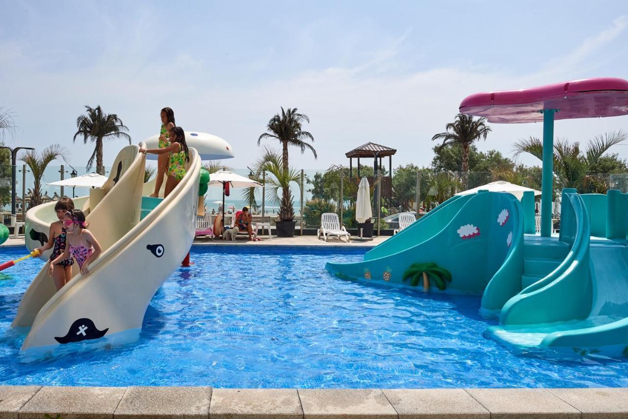 Sara Blu Apartment Spa And Pool Beach Resort Mamaia Exterior foto