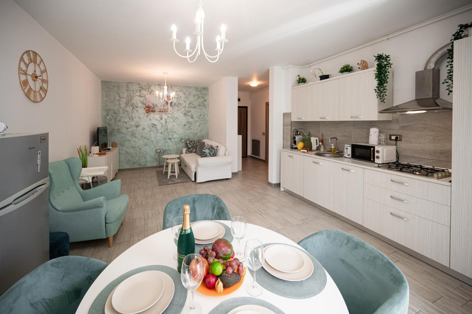 Sara Blu Apartment Spa And Pool Beach Resort Mamaia Exterior foto